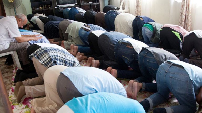 Sau Khi Đánh Bại ISIS Ở Kobani Nhiều Người Hồi Giáo Trở Thành Cơ Đốc Nhân