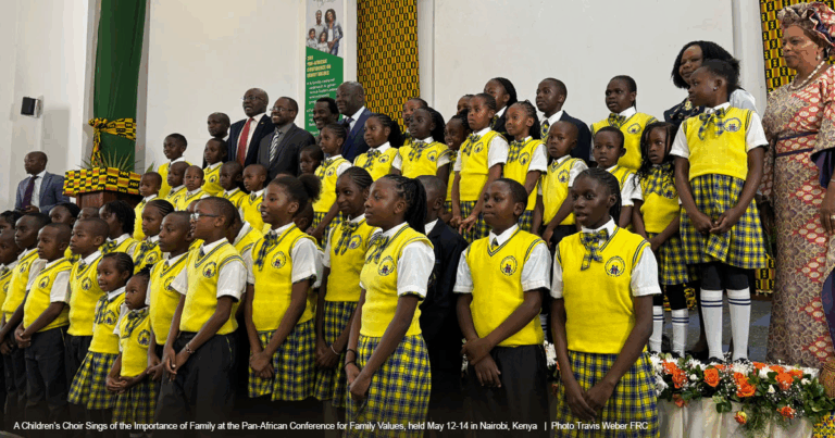 Những Cuộc Tấn Công Của Phương Tây Vào Các Gia Đình Ở Châu Phi