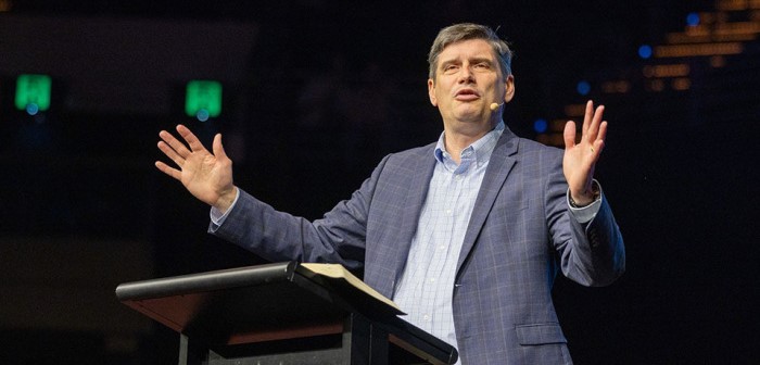 Giới Trẻ Đang Đói Khát Về Đức Tin, Kết Nối Và Những Quan Hệ Thật.